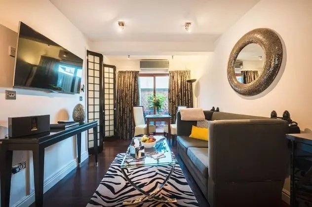 Strozzi Palace Suites by Mansley