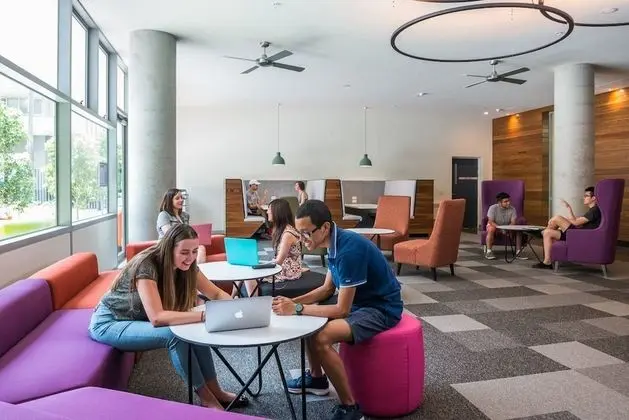 Student Village Melbourne - Lobi