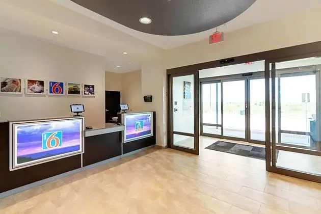Studio 6 Austin, TX - Airport - Lobi