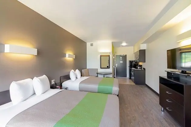 Studio 6 Austin, TX - Airport - Oda