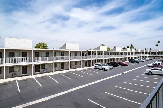 Studio 6 Cypress, CA - Dış Mekan