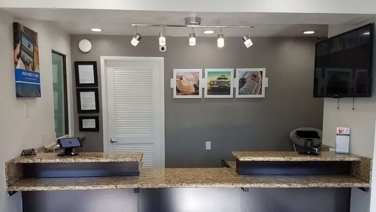 Studio 6 Fairfield, CA - Napa Valley - Lobi