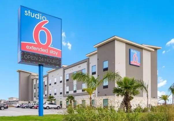 Studio 6 Katy, TX - Öne Çıkan Resim