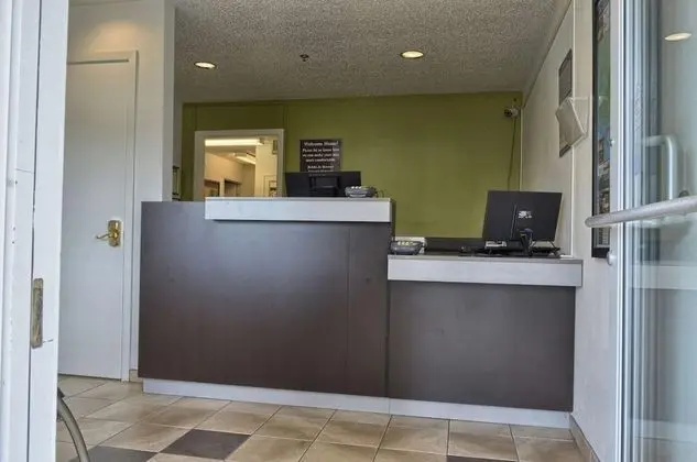 Studio 6 Pascagoula, MS - Lobi