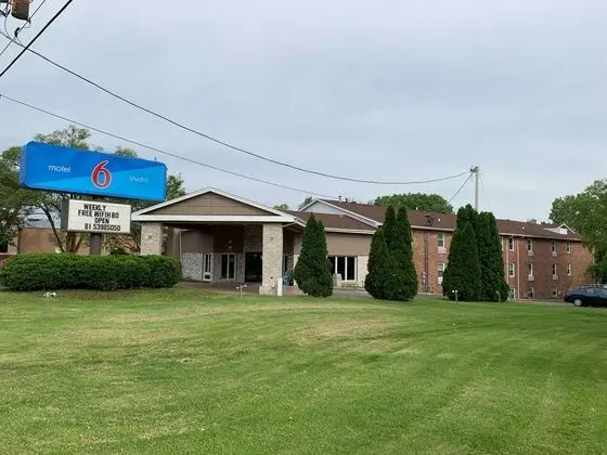 Studio 6 Rockford, IL - Öne Çıkan Resim