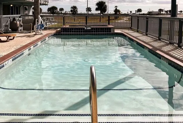 Studio 6 Suites Rockport, TX – Rockport Beach - Havuz