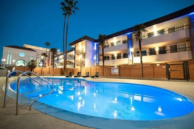 Studio 6 Suites – Stockton, CA – Waterfront - Havuz