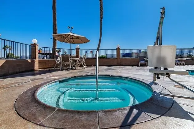 Studio 6 Thousand Palms, CA - Havuz