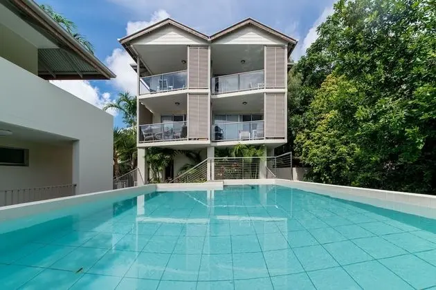 Studio 8 on Waterson - Havuz