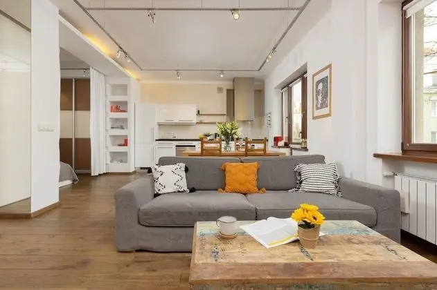 Studio Al.niepodległości by Renters