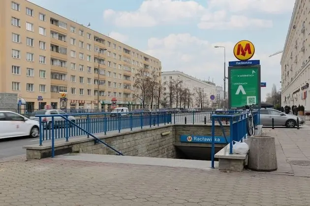 Studio Al.niepodległości by Renters