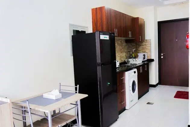 Studio Apartment in Knightbridge Court - Oda Düzeni
