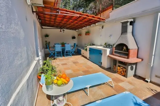 Studio Apartment Laganini