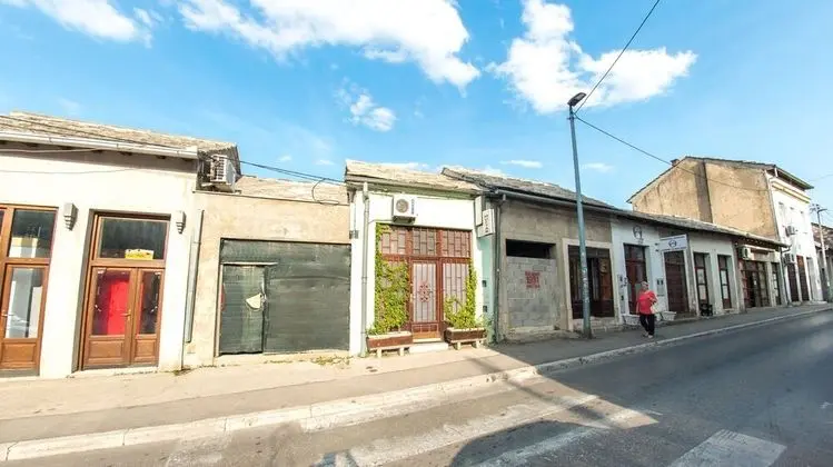 Studio apartment next to the Old Bridge - Dış Mekan