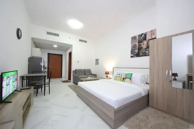 Studio Apartment in Palace Tower 2