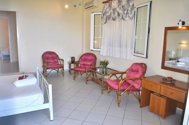 Studio Apartment Papadatos - Pelekas Beach, Corfu - Oda