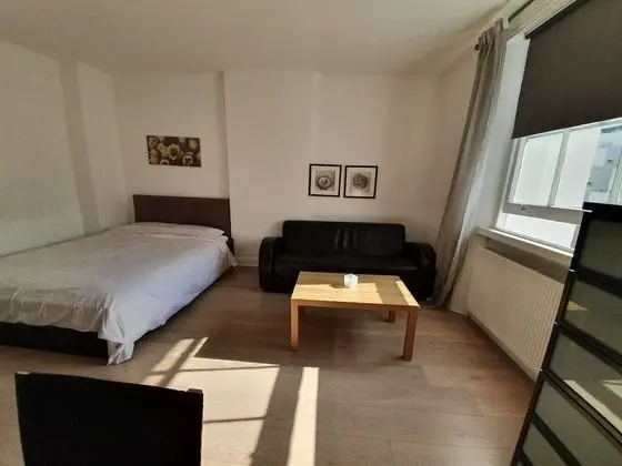 Studio Apartment in South Kensington 14 - Öne Çıkan Resim