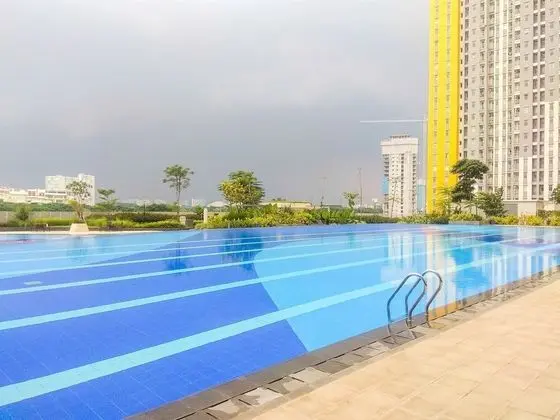 Studio Apartment at The Springlake View Summarecon with Mall View