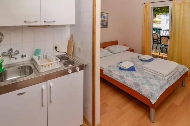 Studio Apartments Lulak - Mutfak