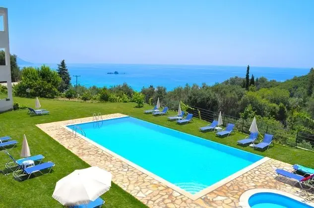Studio Apartments Paradise With Large Swimming Pool at Pelekas Beach