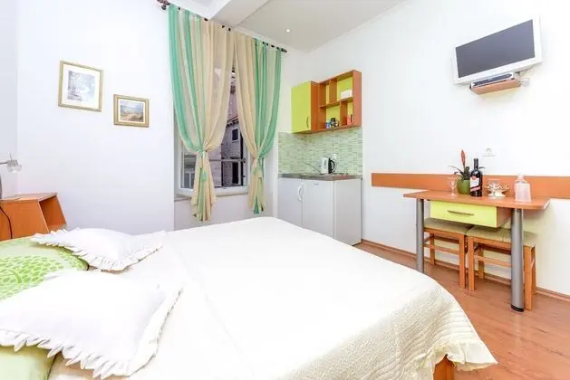 Studio Apartments Stradun - Oda