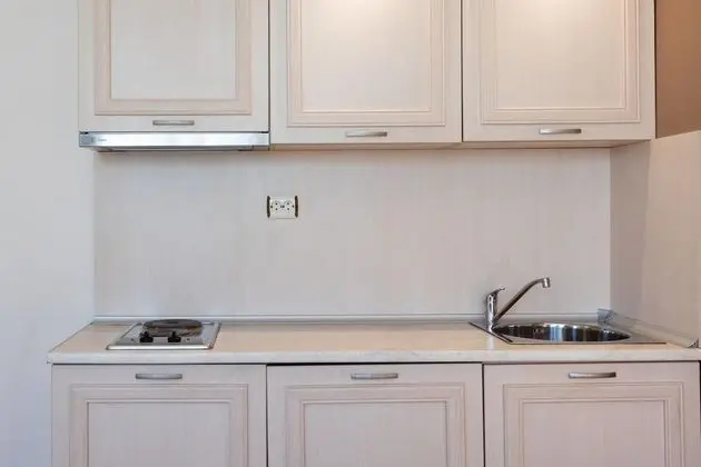 Studio with Balcony & Pool View