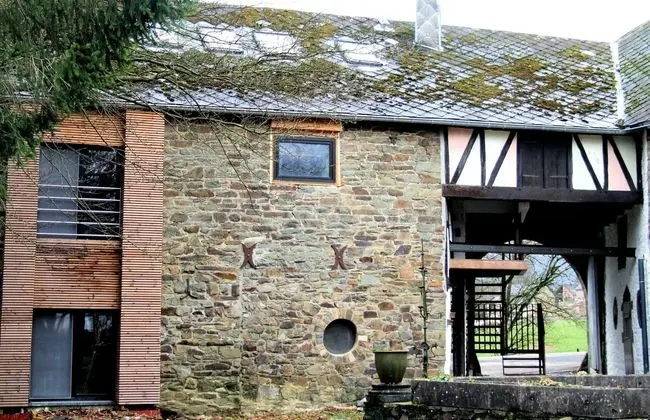 Studio in Former Coach House - Öne Çıkan Resim