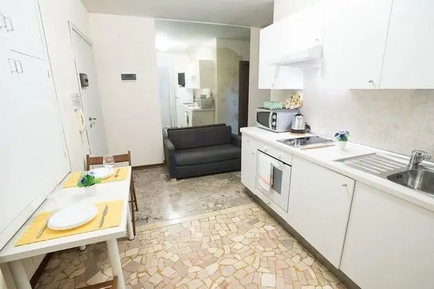 Studio Hosts 2 Via San Gervasio Flat in Bo - Oda Düzeni