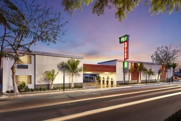 Studio Inn & Suites Downey - Dış Mekan