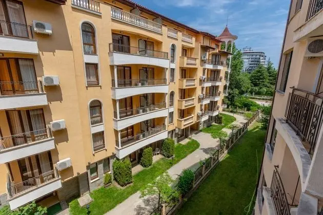 Studio with Kitchenette in Avalon Complex - Dış Mekan
