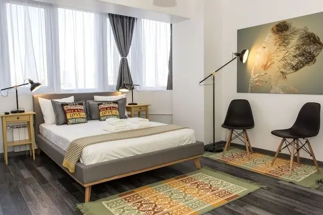 Studio L by MRG Apartments