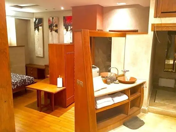 Studio Luxe Hassan 2 - Öne Çıkan Resim