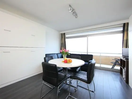 Studio met Garage Bredene - Öne Çıkan Resim