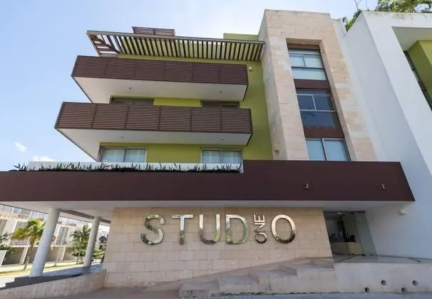 Studio one 203 by CocoBR