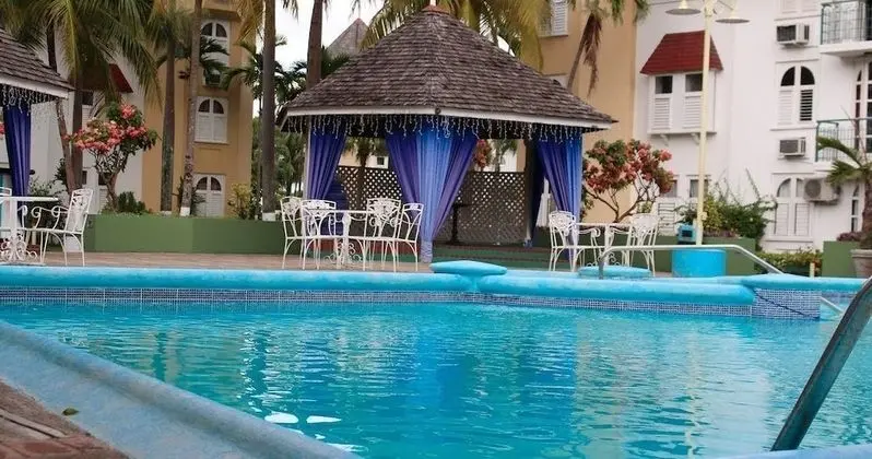 Studio at Sandcastle Resort - Havuz