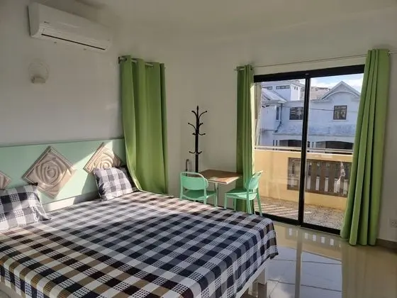Studio Solitaire Ideal for two Adults - Oda Düzeni