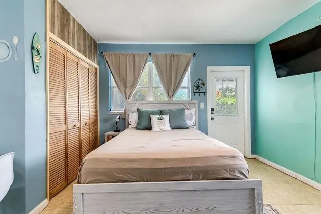 Studio Townhouse 2 blocks from Beach - Oda