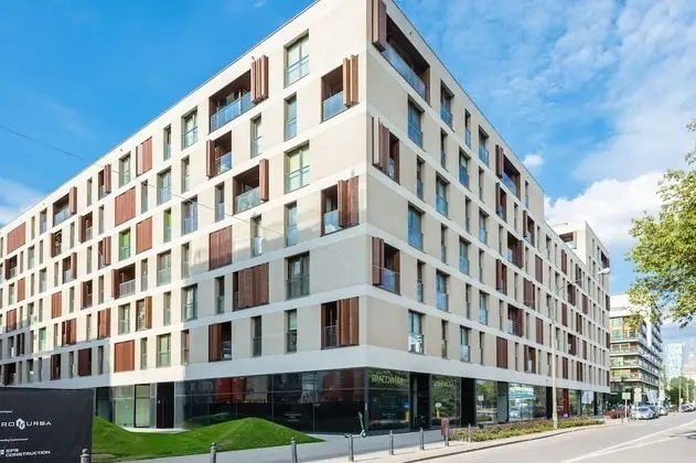Studio Warsaw Kolejowa by Renters