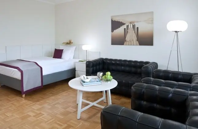 Studios im Rheinhof - Öne Çıkan Resim