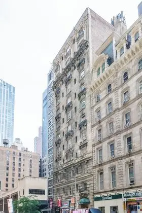 Studios in New York - Öne Çıkan Resim