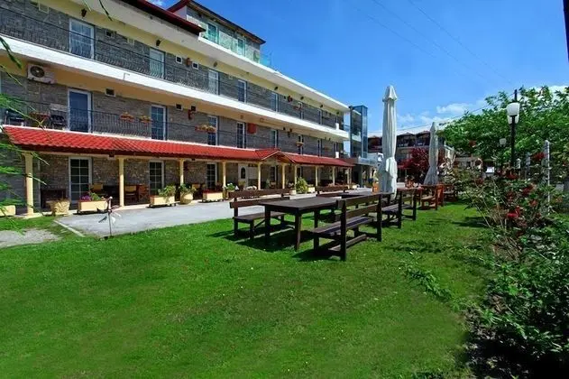 Studios Pieria