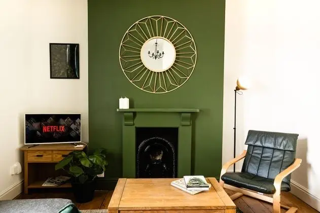 Stunning 1 Bedroom Apartment - Plymouth - Oda Düzeni