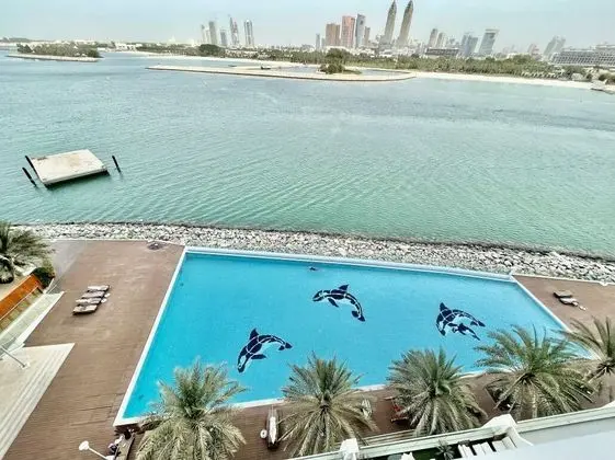 Stunning 1 Bedroom Sea View on the Palm - Havuz