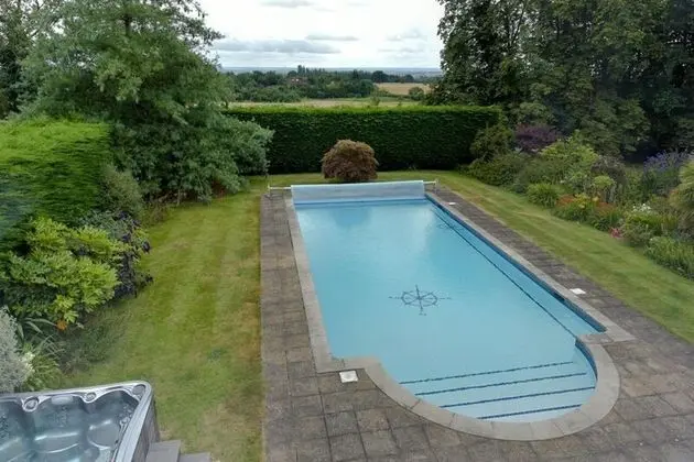 Stunning 100 Year old Converted Coach House - Havuz