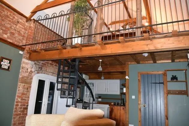 Stunning 2-bed 18th Century Barn Conversion - Oda
