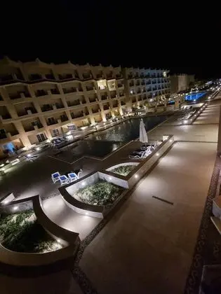 Stunning 2-bed Apartment in Hurghada - Havuz