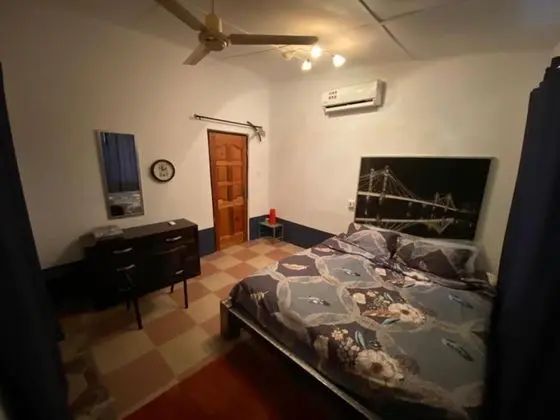 Stunning 2-bed House in Madina.place to Call Home - Oda