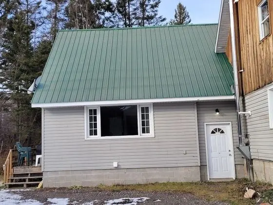 Stunning 2-bed House - 1