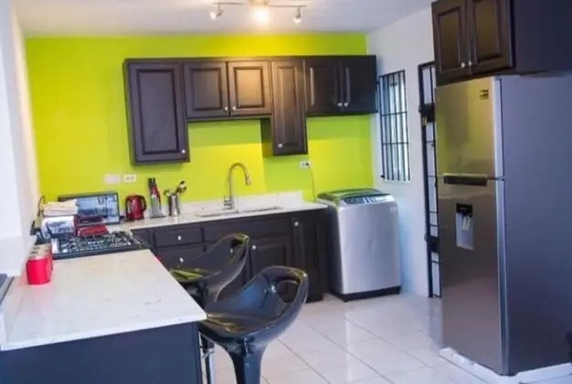 Stunning 2-bedroom Townhouse - Mutfak