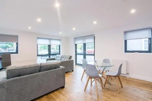 Stunning 2bed Flat in Bond House